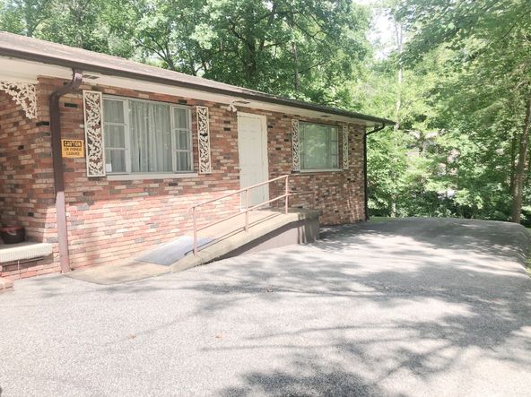 5960 US Route 60 E, Barboursville, WV 25504